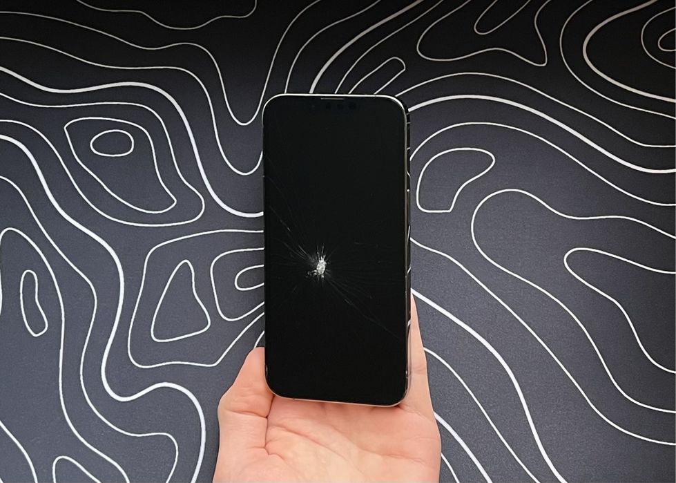 Дешевый iPhone 13 PRO - 128 гб - 73% АКБ - NEVERLOCK - GRAPHITE