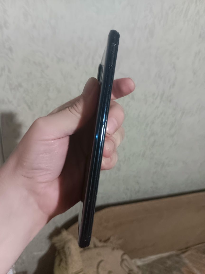 Oppo a91 8/128gb разбит экран под ремонт или на запчастиа