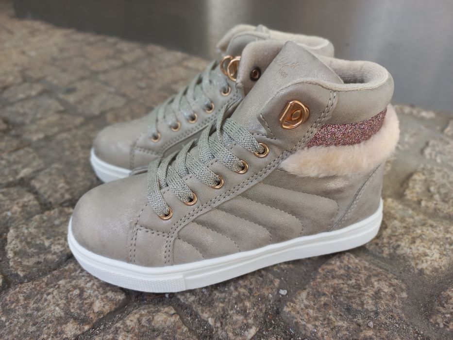 Botinhas novas 29 ao 36