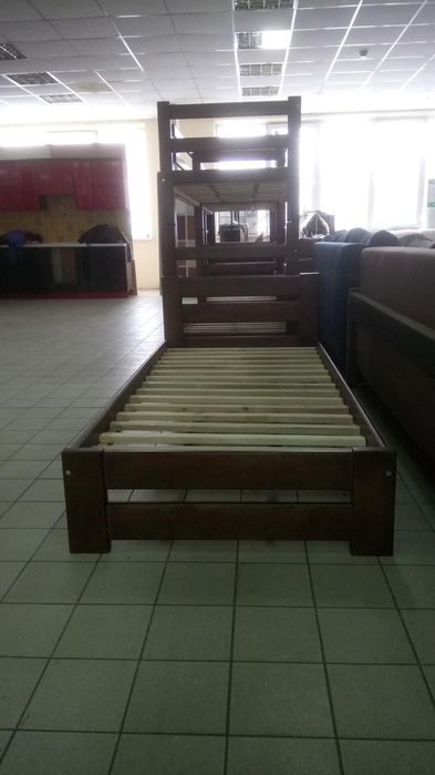 Ліжка з натуральноі деревини