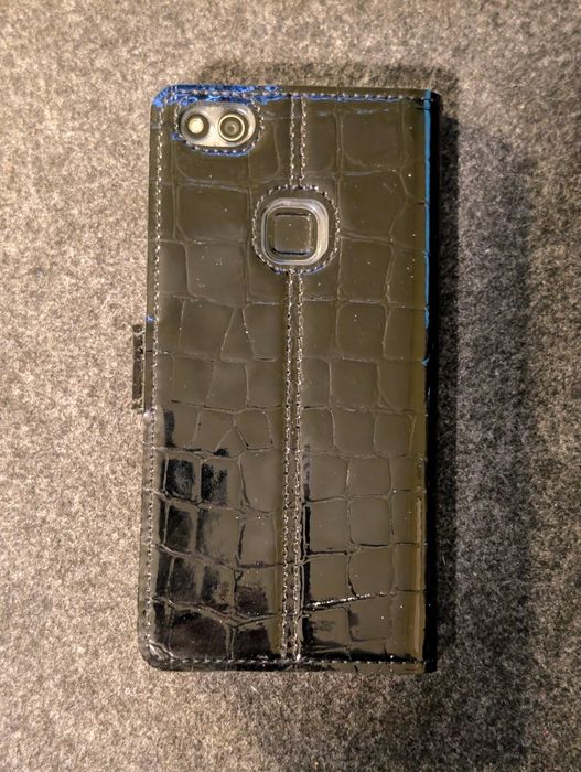 Huawei P10 lite 3/32 czarny + pudełko, ładowarka, etui Surazo