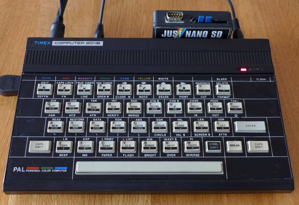 Timex 2048 RGB !!! Idealny, 1 na 1000 ! Kompatybilny z ZX Spectrum