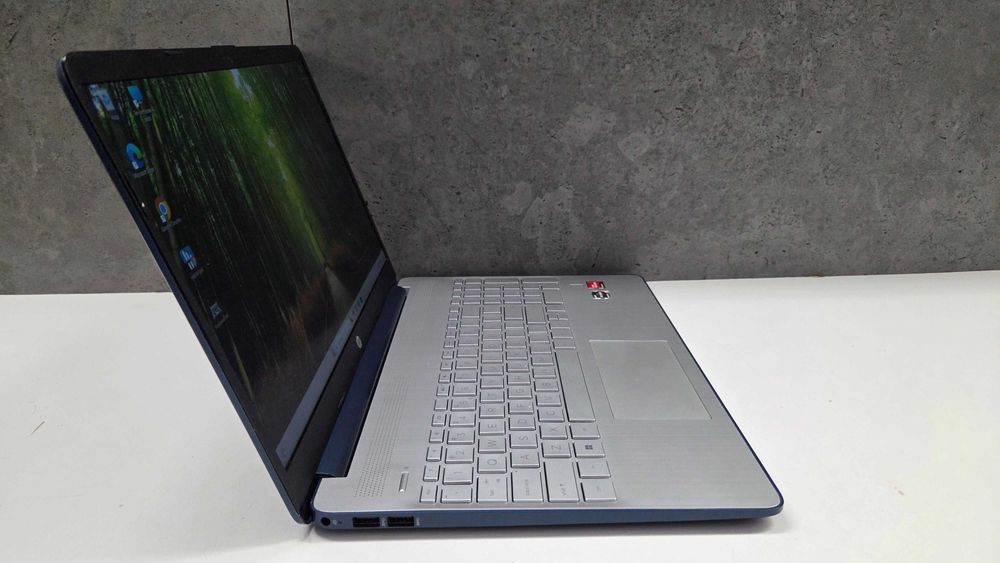 Laptop HP 15s-eq Ryzen 5 5500U ram 16GB dysk 256SSD AMD Radeon FHD IPS