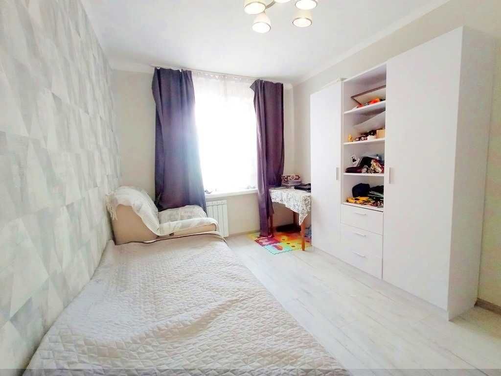 Продам 3к 71м Березняки Дніпровська набер 13 Цегляний Видовий Будинок