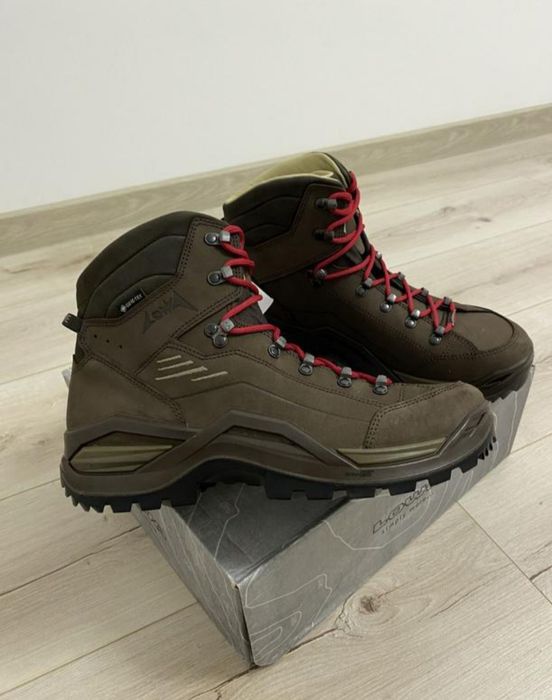 Ботинки Lowa RENEGADE 100 GTX 42.5р 43.5р 45р 47р
 41.5р 42р