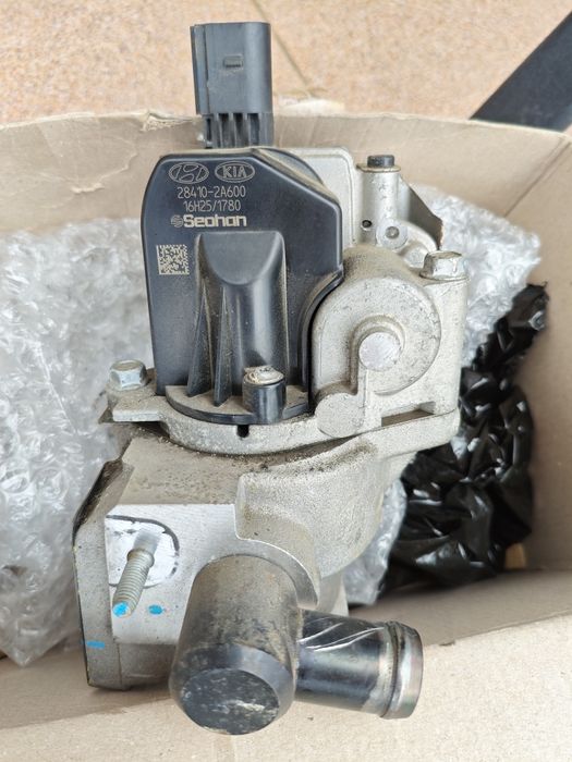 Zawór EGR OE KIA HYUNDAI 284102A600