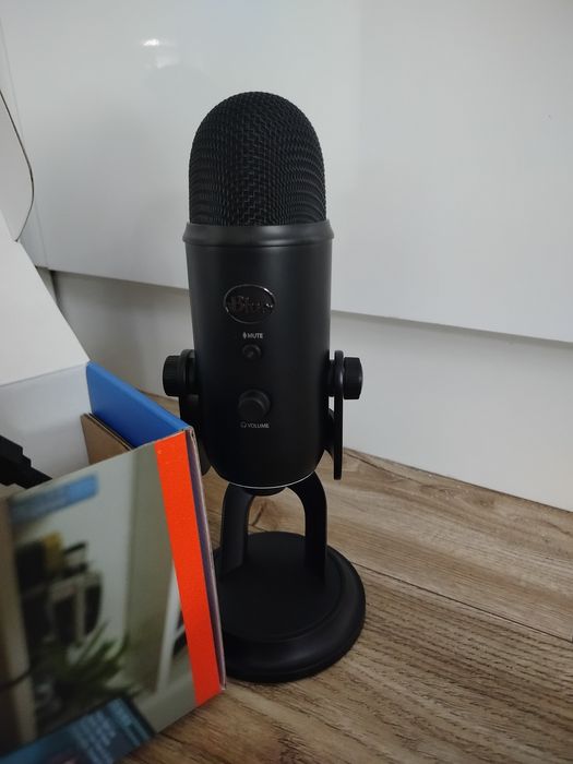 Mikrofon Blue Yeti Dookólny Czarny
