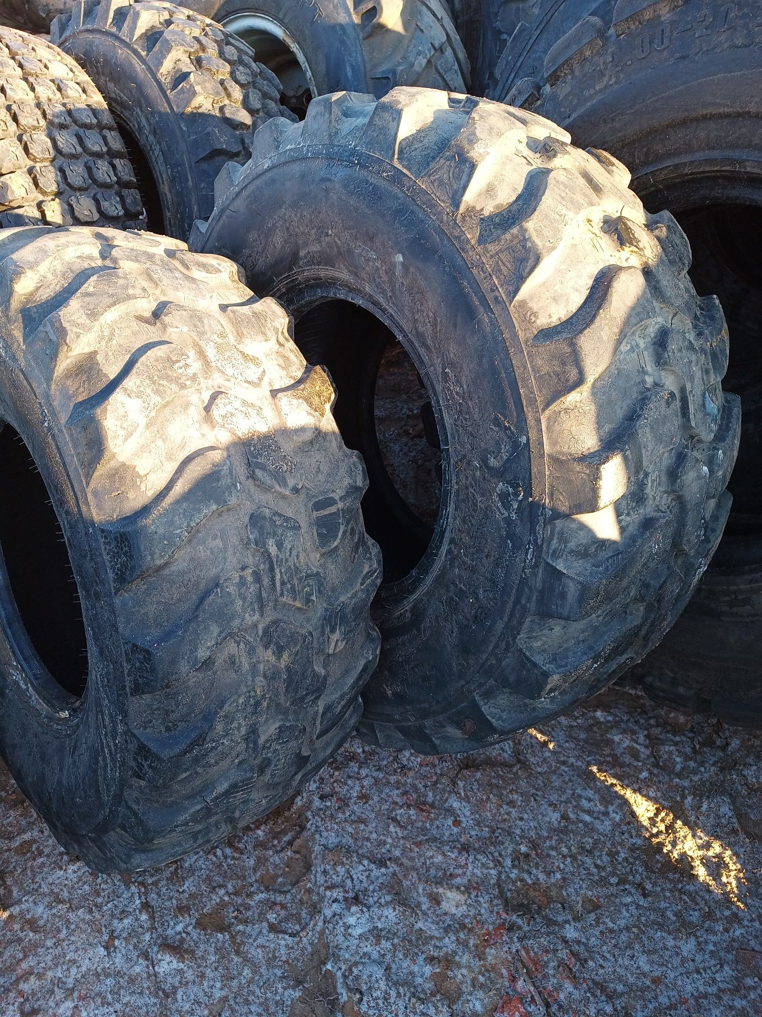 Opony rolnicze i przemysłowe 405/70r18 Dunlop atlas ahlmann cat terex