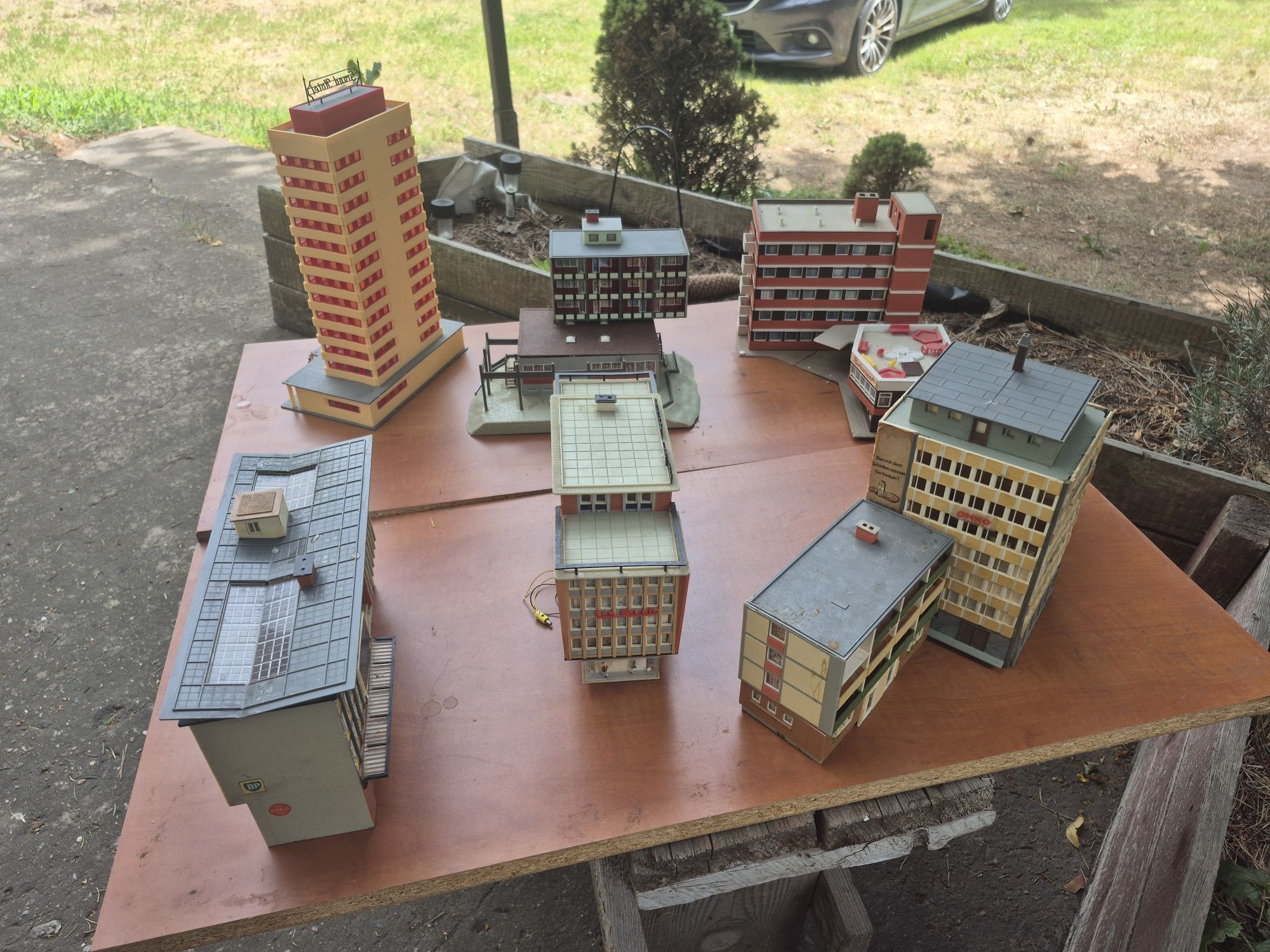 Kompleks Hotelowo-Biurowy w skali H0