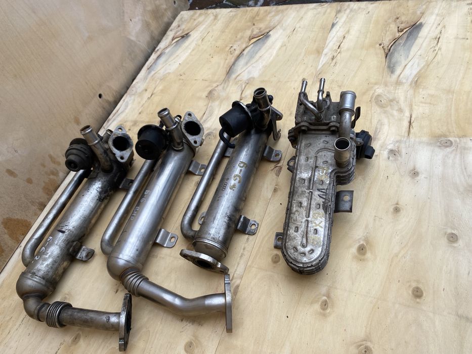 Радіатор Клапан EGR ЕГР VW Passat B6 Golf 5 Touran