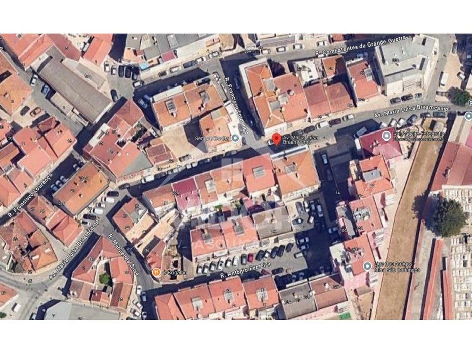 Garagem AV Maria Luísa Braamcamp - Sacavém