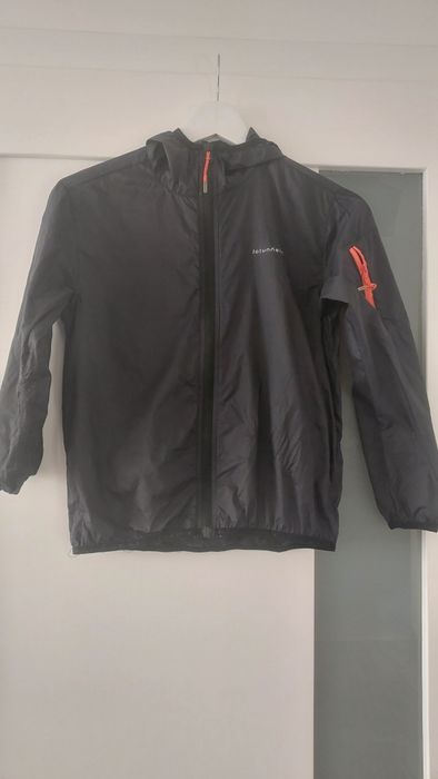 Cienka kurtka sportowa jotunheim rozmiar 140