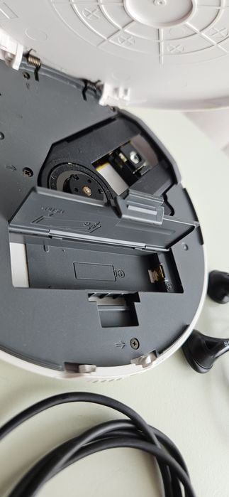 CD walkman Discman Sony D-EJ720