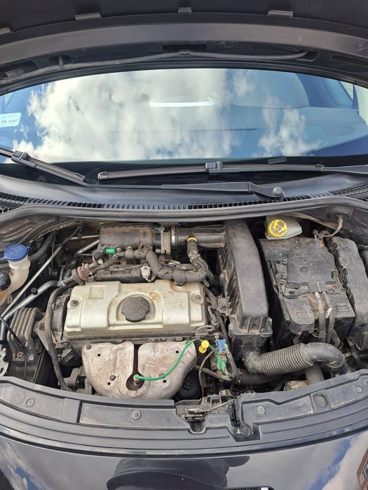 Peugeot 207 1.4b 2011 rok Zadbany!!