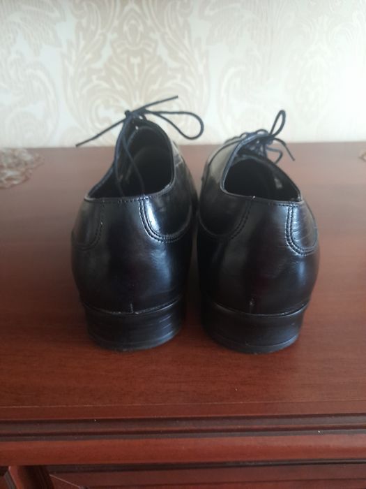 Туфлі чоловічі шкіряні в дуже гарному стані