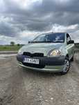 Toyota Yaris 2001 – Mały przebieg, dobry stan!