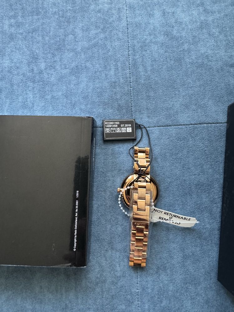 Женские часы Rado Coupole