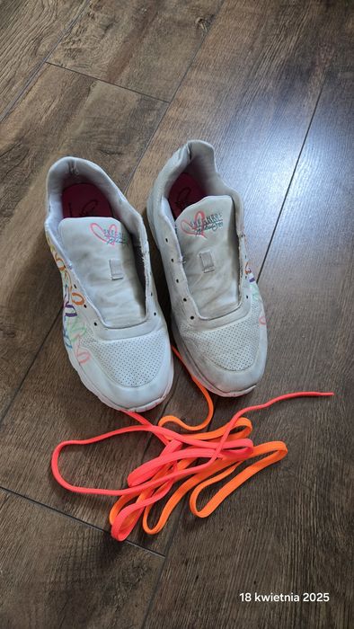 Skechers Sport 39
UNO LITE - Sneakersy niskie