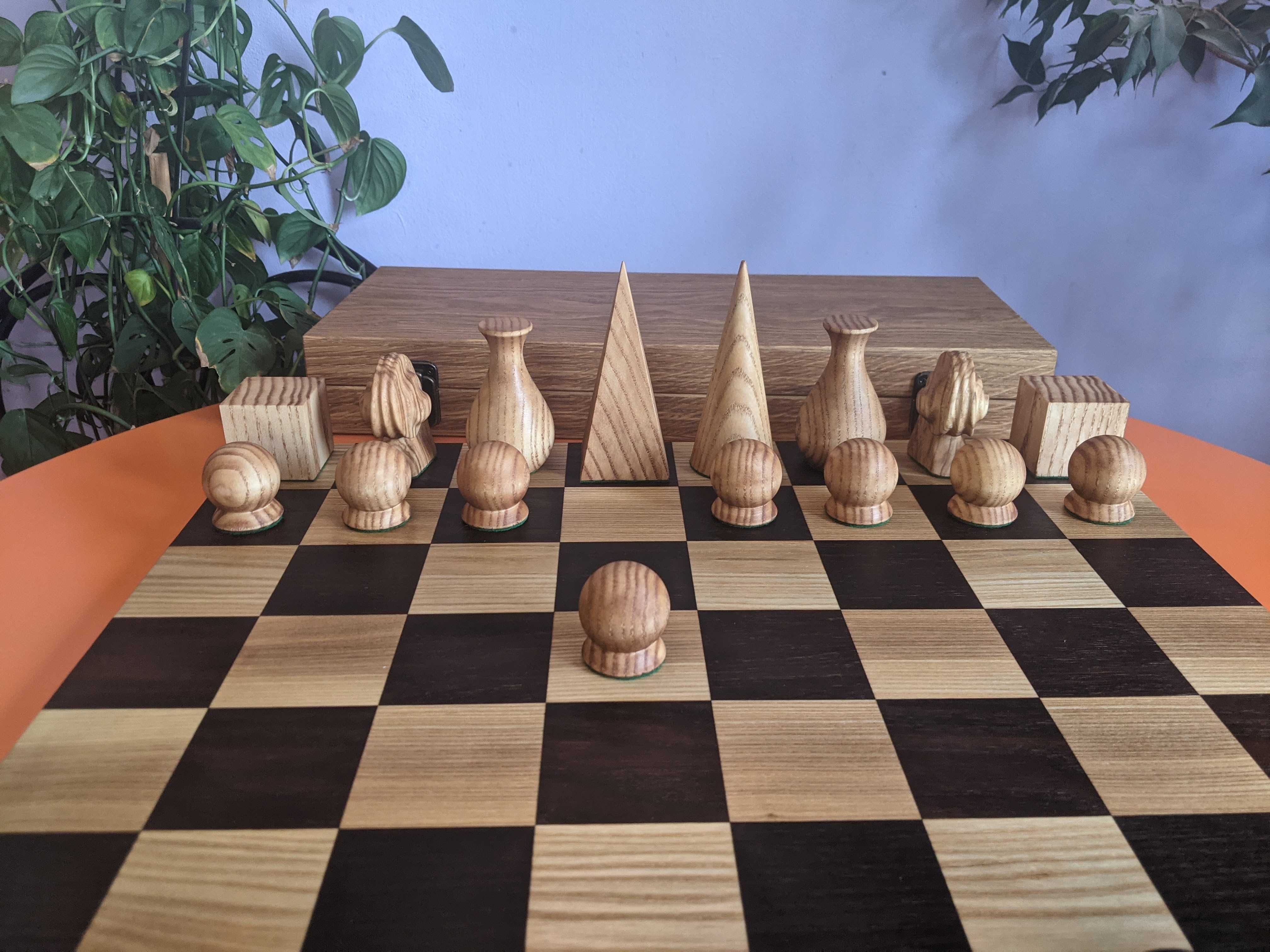 Ман Рей (1920) Шахматный набор. Абстрактные шахматы