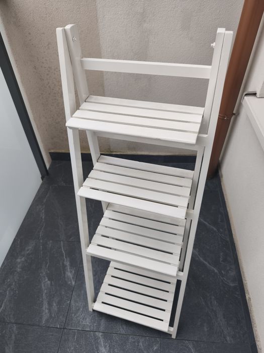 Biała stojąca półka biała