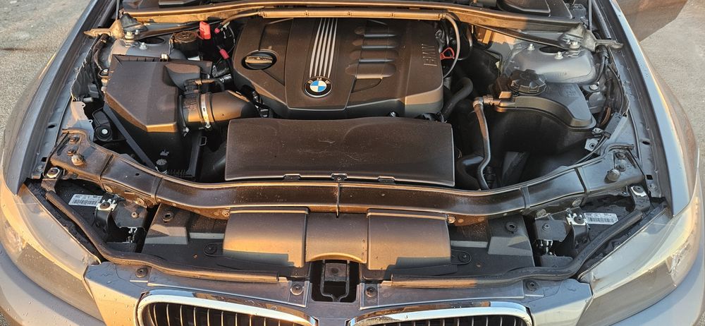 BMW Série 3 Touring 316d 2012