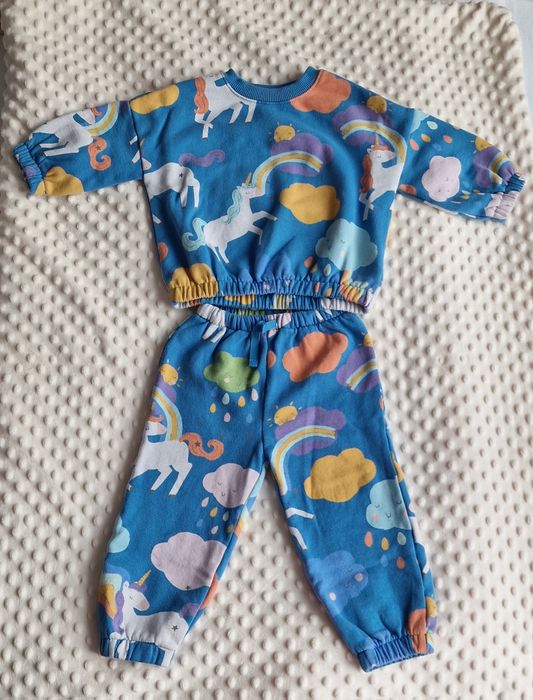 Dres firmy NEXT rozmiar 86