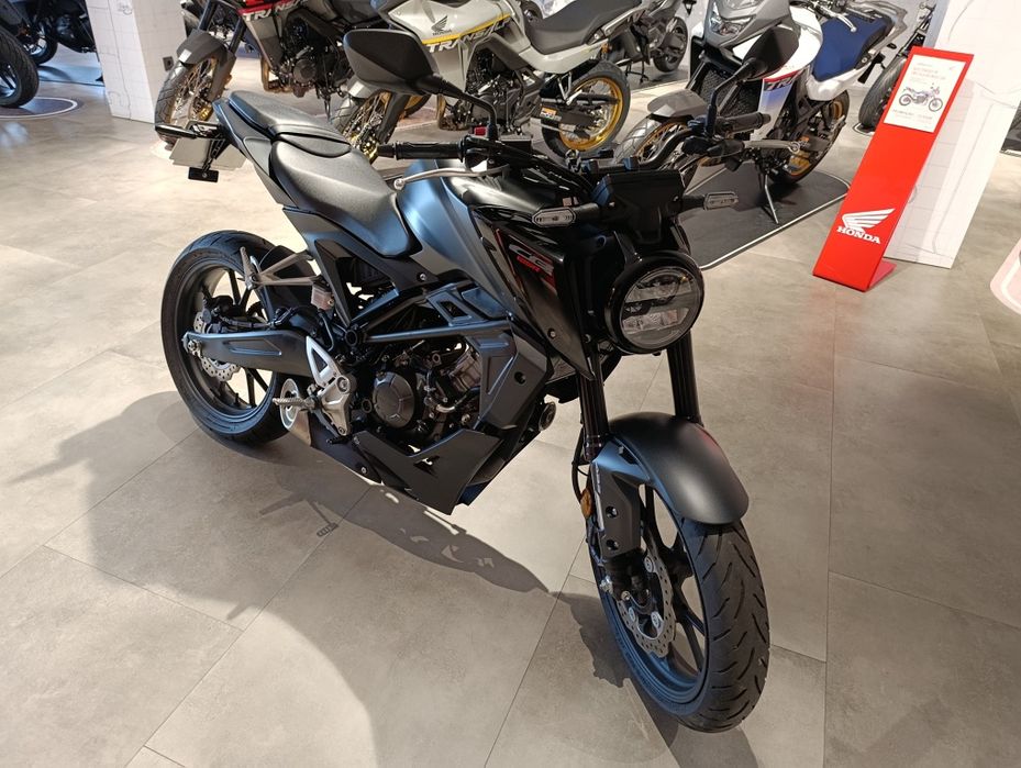 Honda CB 125 R 2024