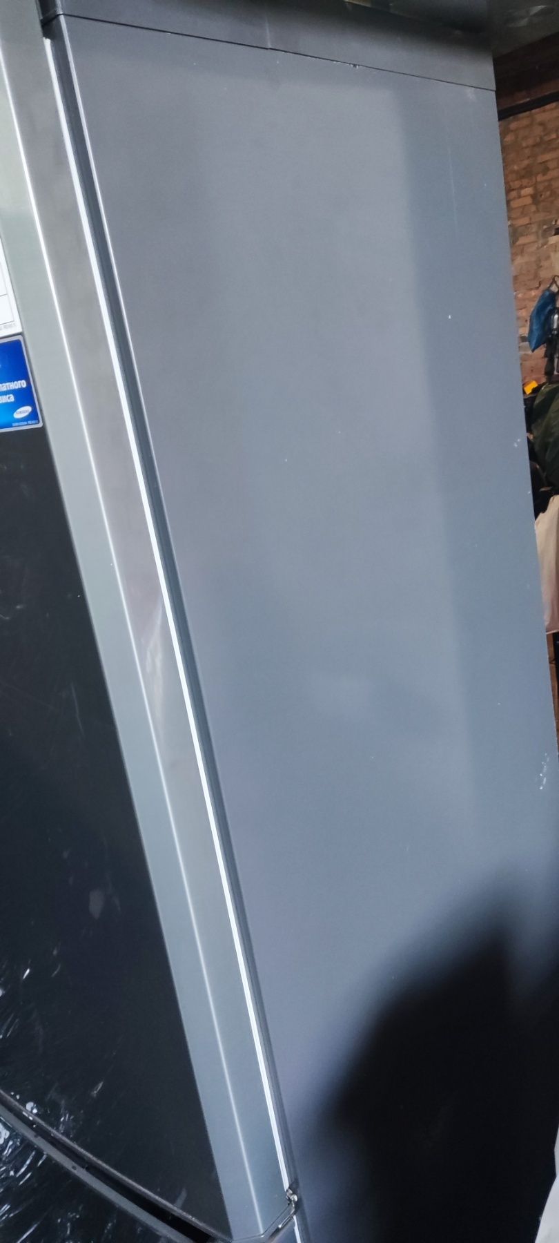 Холодильник Samsung