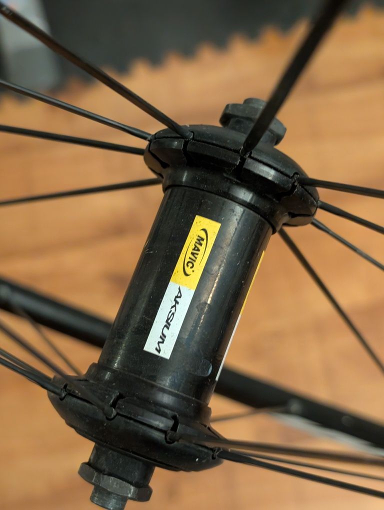 Koła szosowe mavic aksium Elite 28 700c