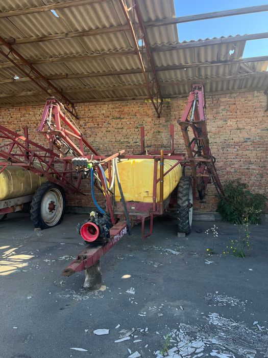 Обприскувач причіпний Hardi (18 м.)