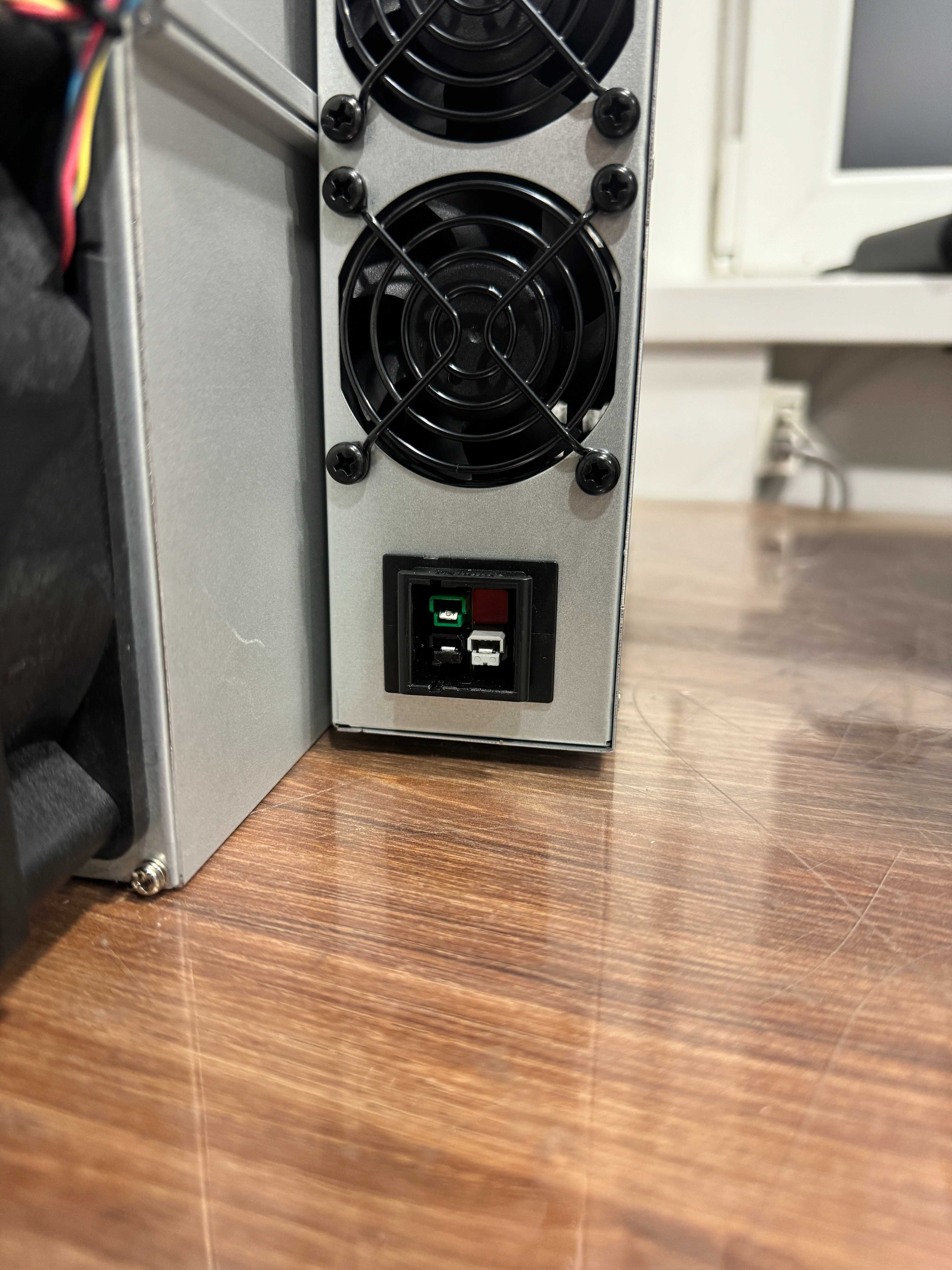 Новий Майнер! Antminer L9 15 Gh Amlogic miner Asic Bitmain + Гарантія