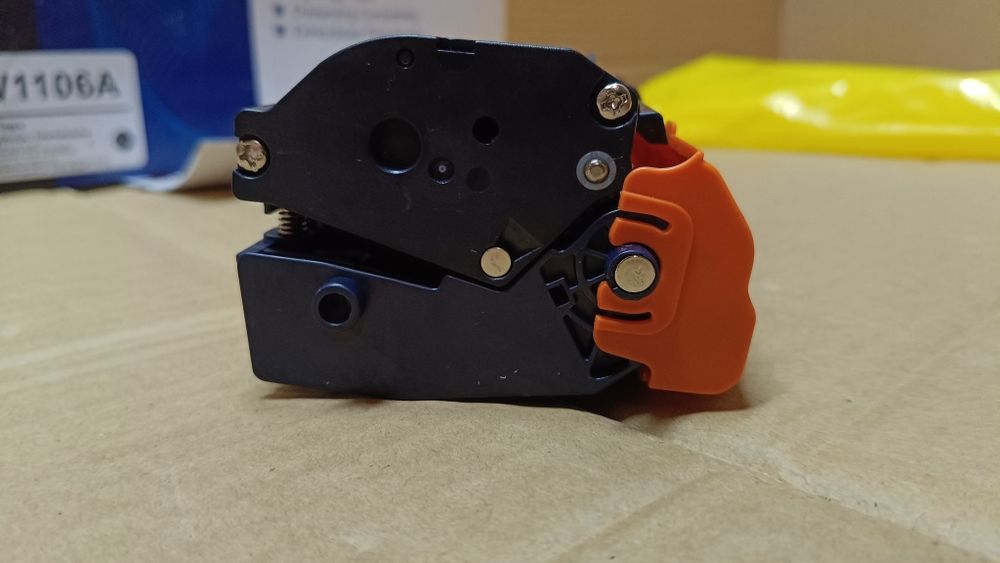 Zamiennik tonera starover W1106A