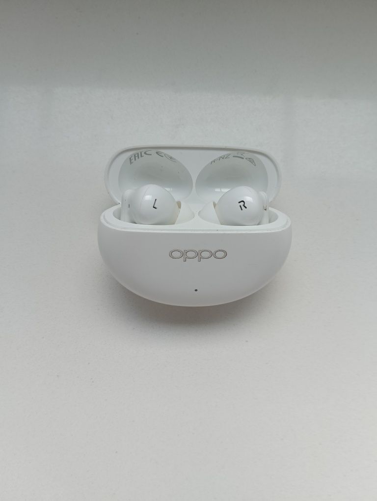 Auriculares sem fio OPPO Enco Air 4 pro