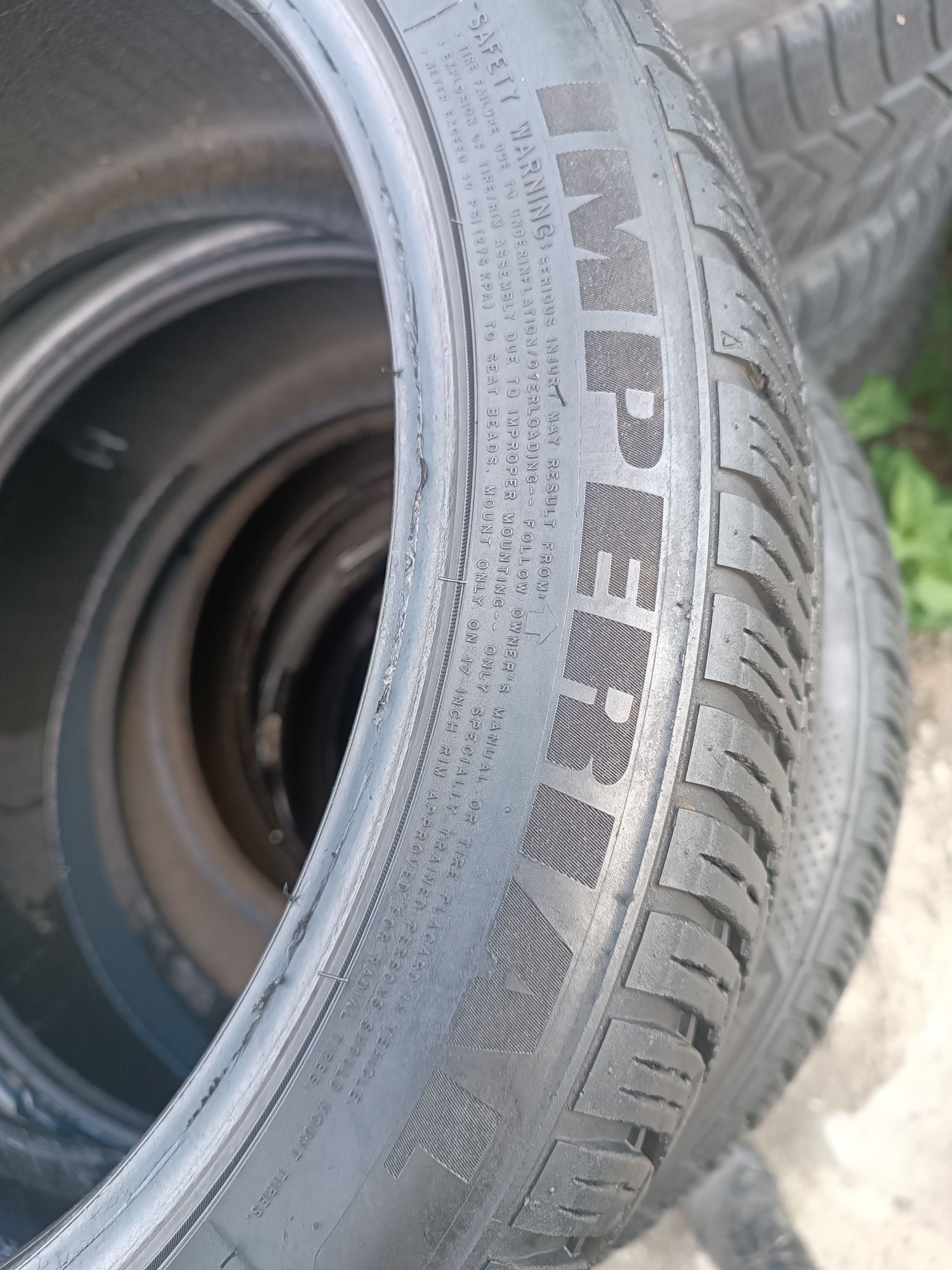 Sprzedam prawie nowe opony 205/45 r17