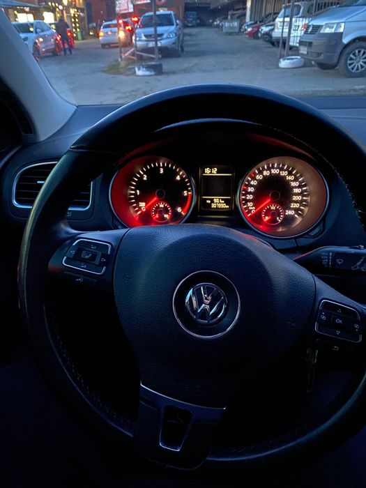 Volkswagen Golf 6 1.6 TDI