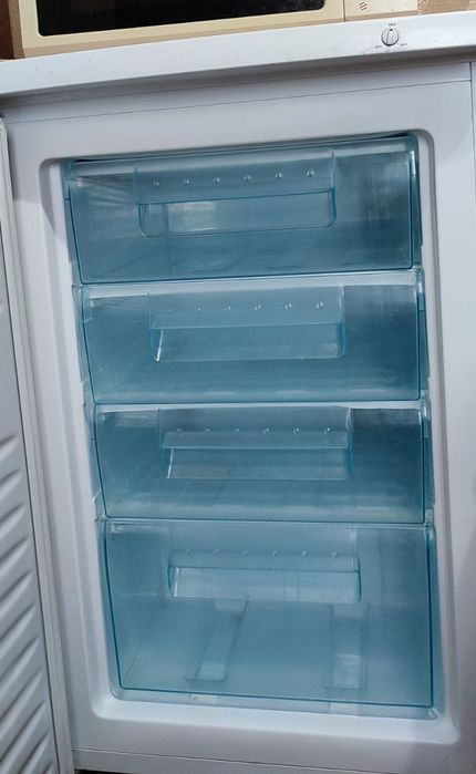 Морозильна камера !!!