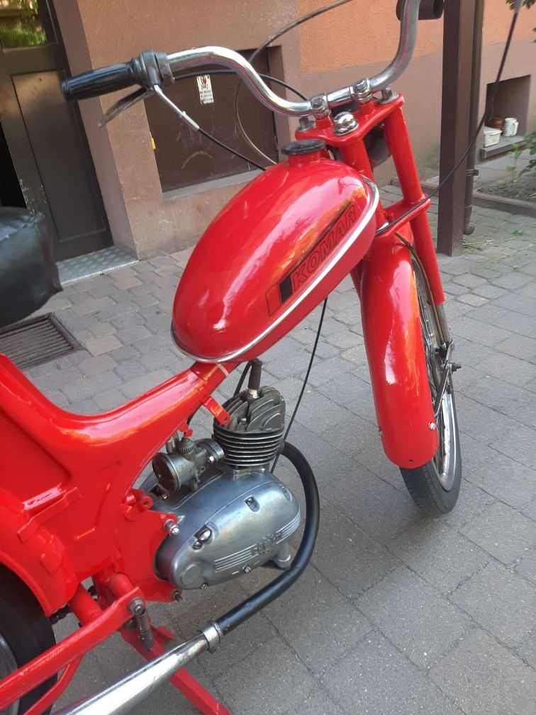 Komar Jawa Romet Ogar silnik 003