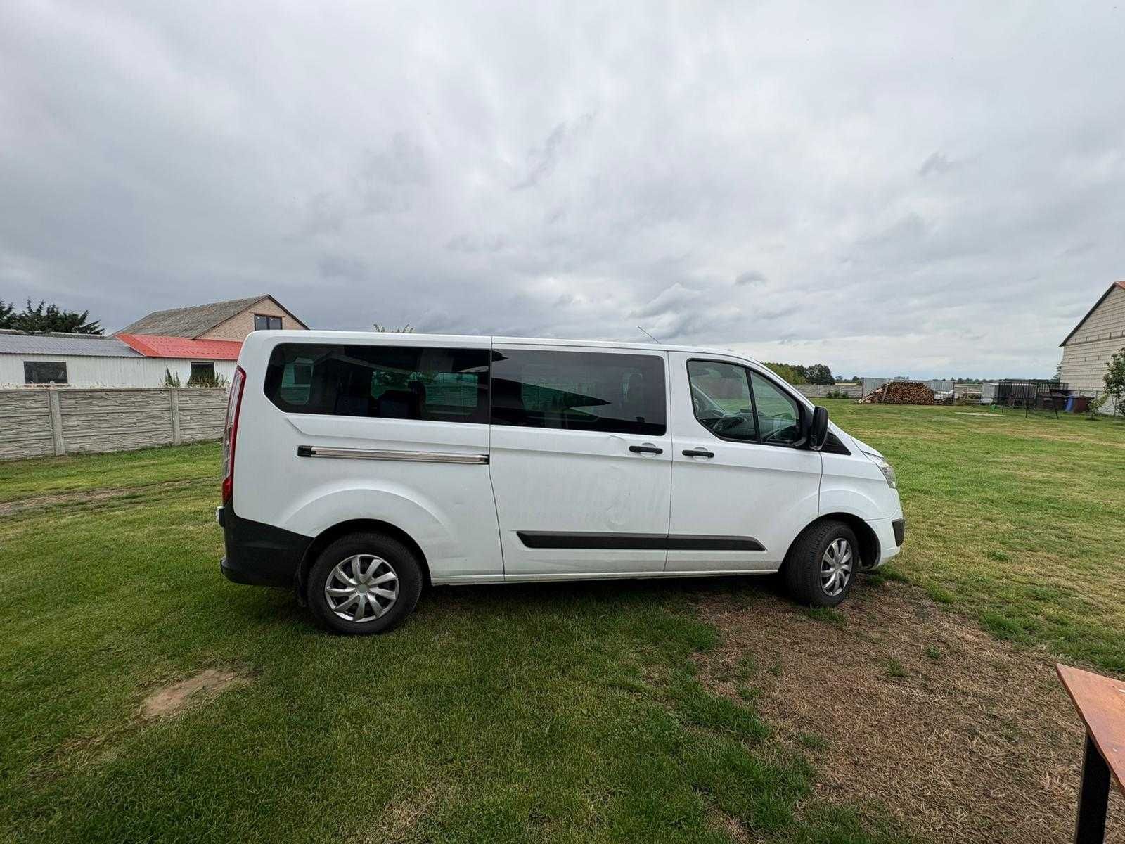 Ford Transit Custom Long 9 osobowy