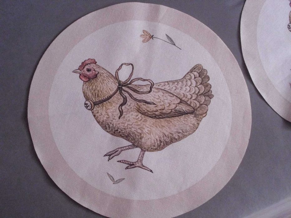 serwetki podkładki maty wielkanocne na stół komody kura wyprzedaż teks