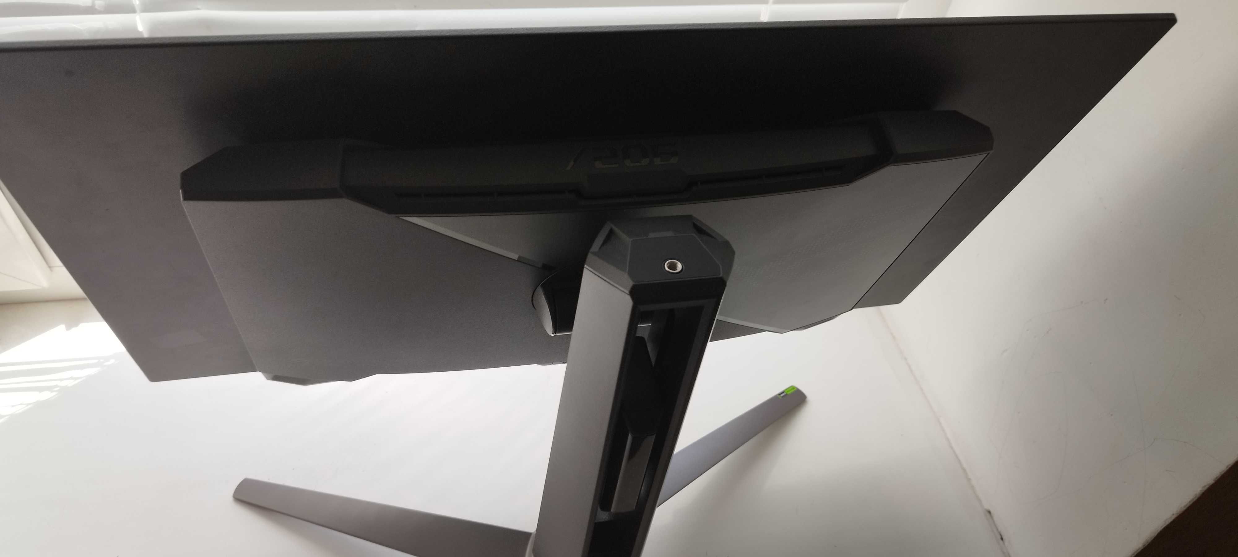 Продам монитор Asus Rog Swift Oled PG27AQDM