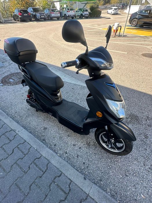 Trotinete neovolt runner