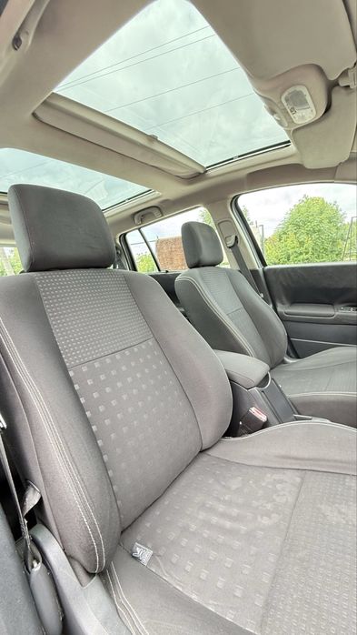 У продажу Reno megane 2