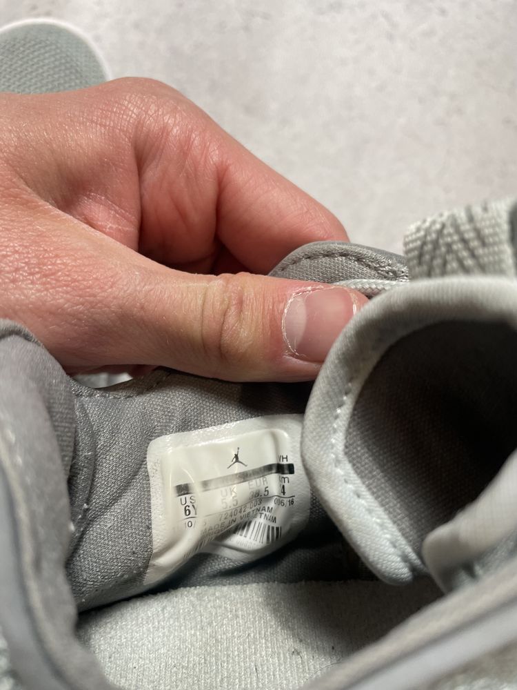 Кроссовки Nike Air Jordan Eclipse BG Оригинал 38.5 Размер