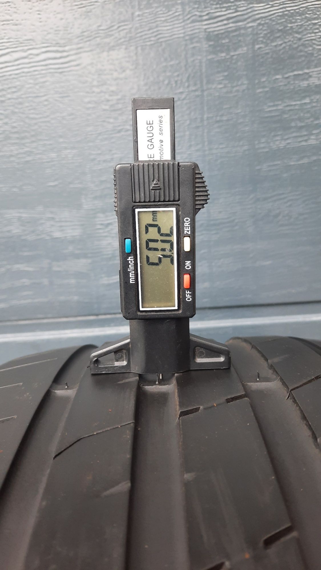 Nexen 245/30 ZR20 Nfera 5 mm