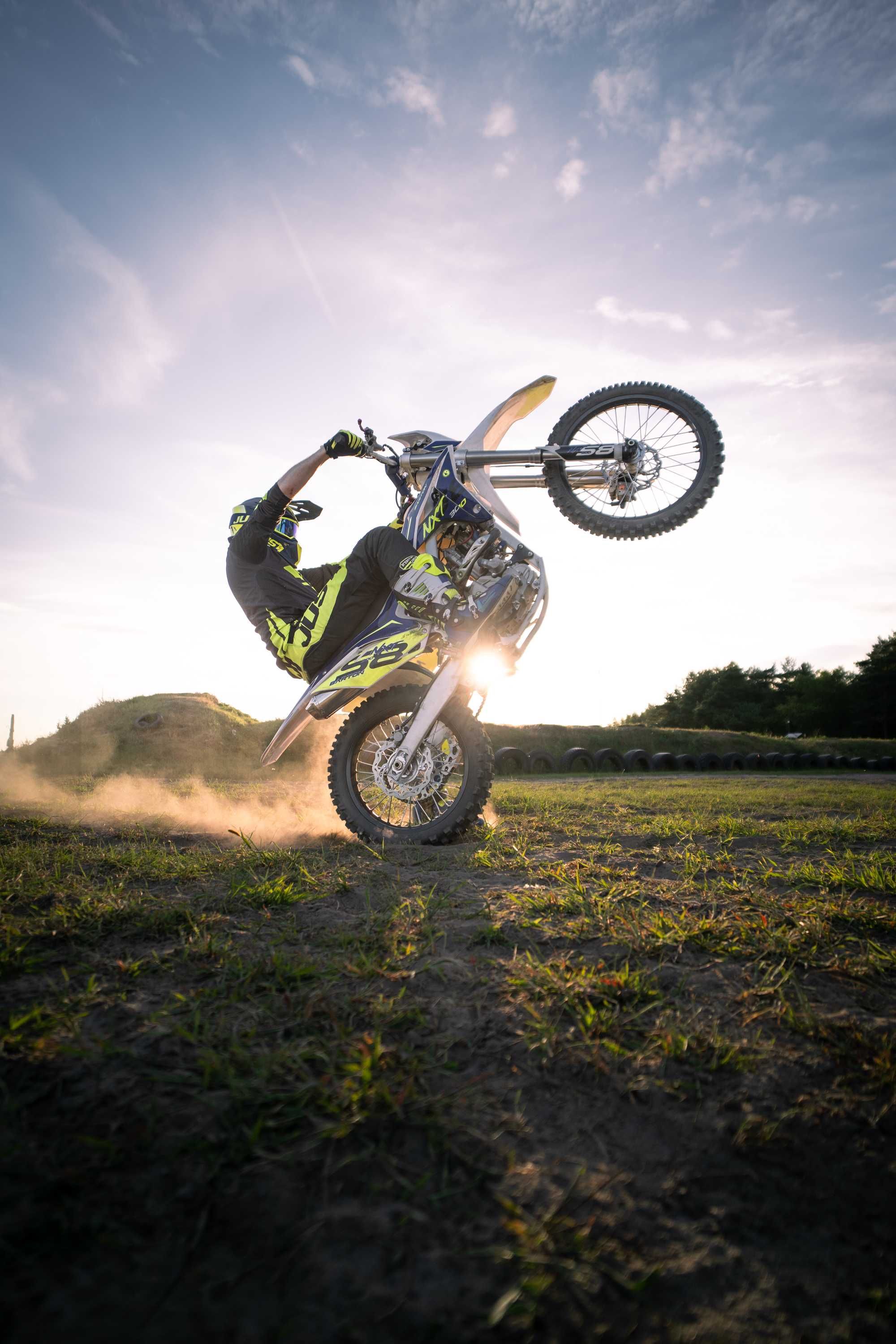 Mega CROSS BARTON NXT 300  Chłodzony cieczą Hit Roku 26KM