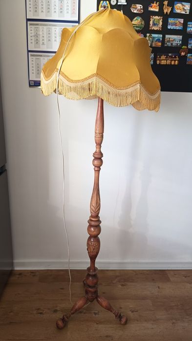 Lampa stojąca PRL działająca
