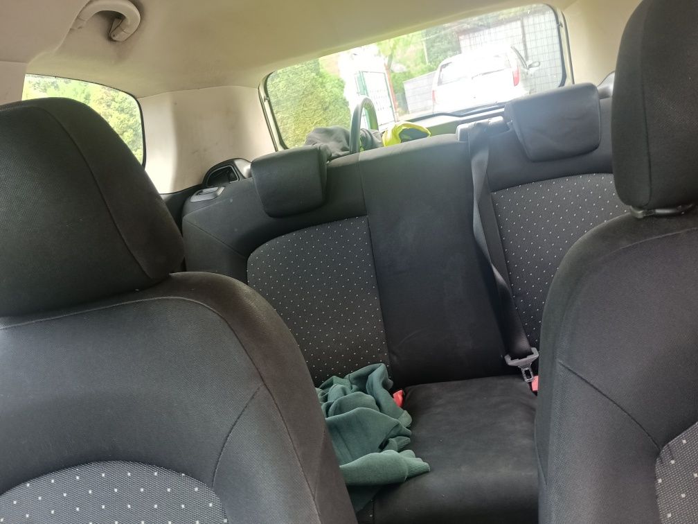 Fiat Punto 1.3 Multijet, 2006, ekonomiczny diesel, codziennie jeżdżony