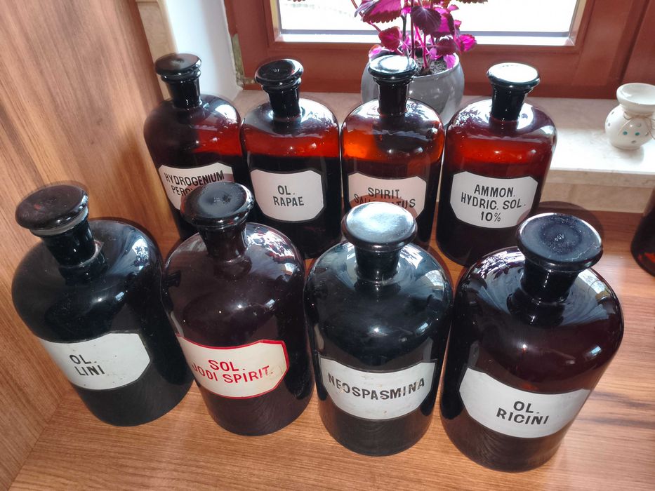 Butelki, słoje, flakony apteczne - 180 szt. od 10 ml do 6 litrów