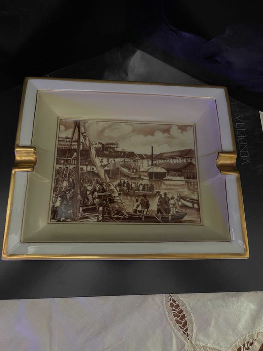 Cinzeiro SPAL "Lisboa - Em Frente do Arsenal de Marinha" - Novo