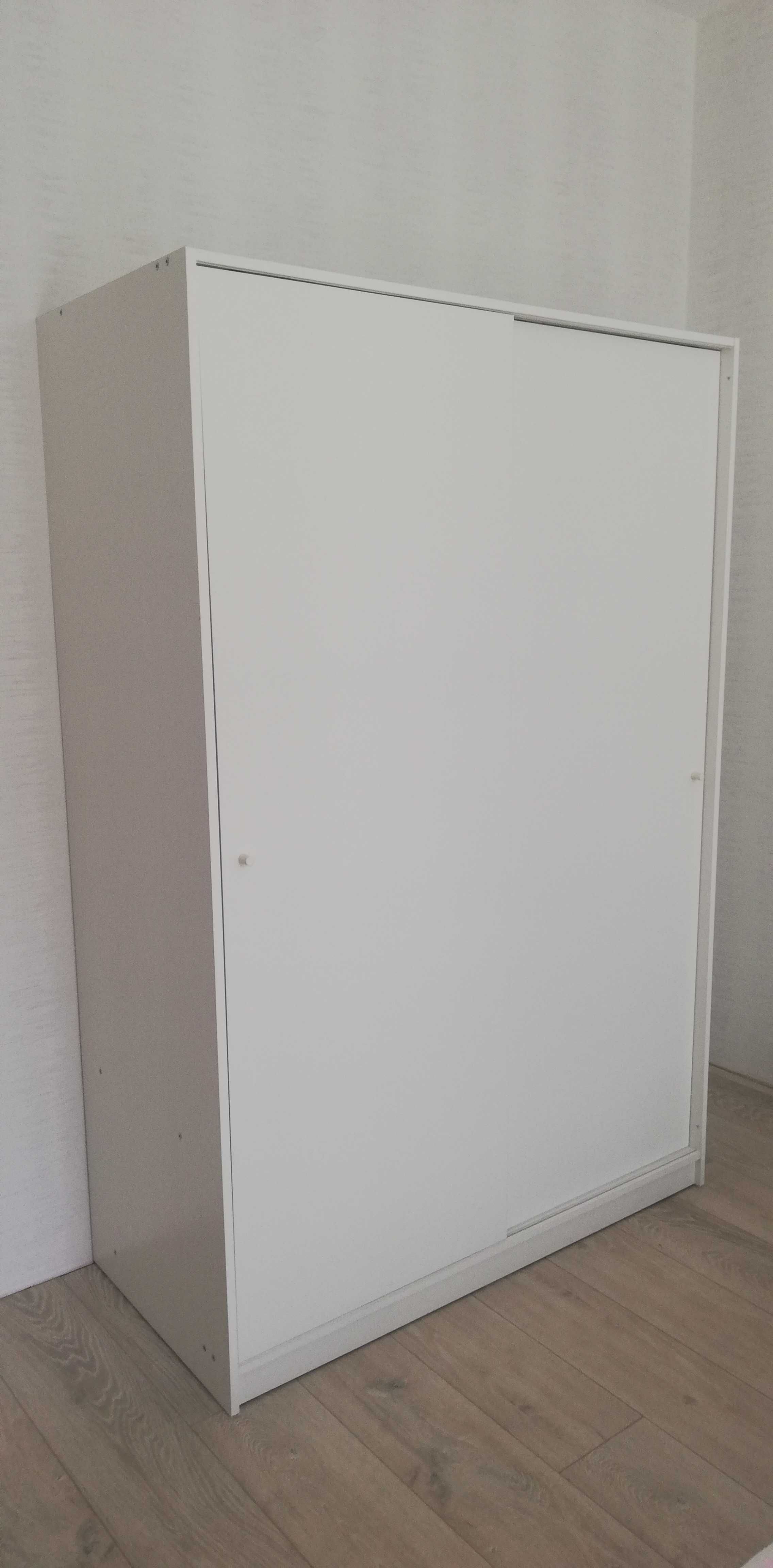 Szafa z drzwiami przesuwanymi, biały, 117x176 cm